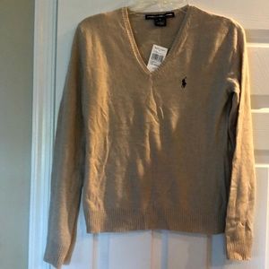 Beige v neck sweater blended wool great for fall